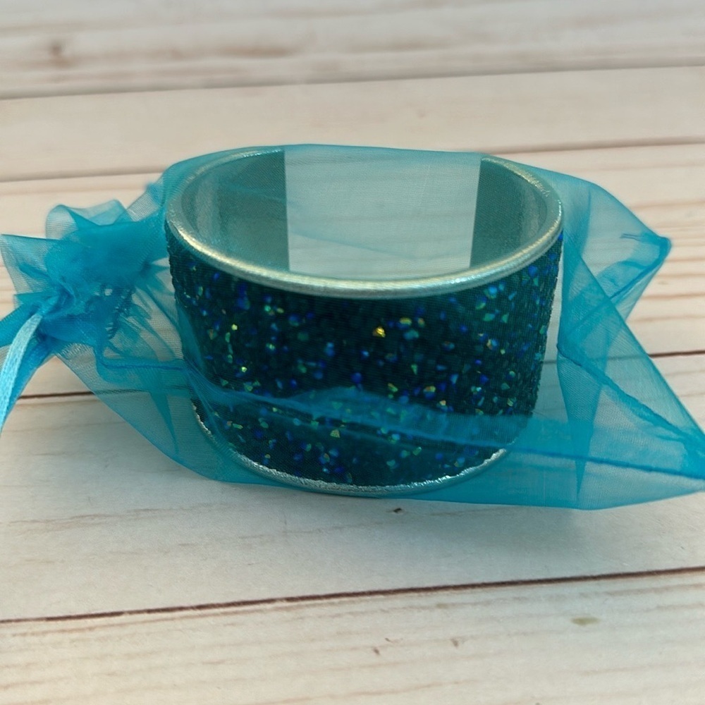Large Cuff With Sparkling Stones Brand New - Picture 8 of 8